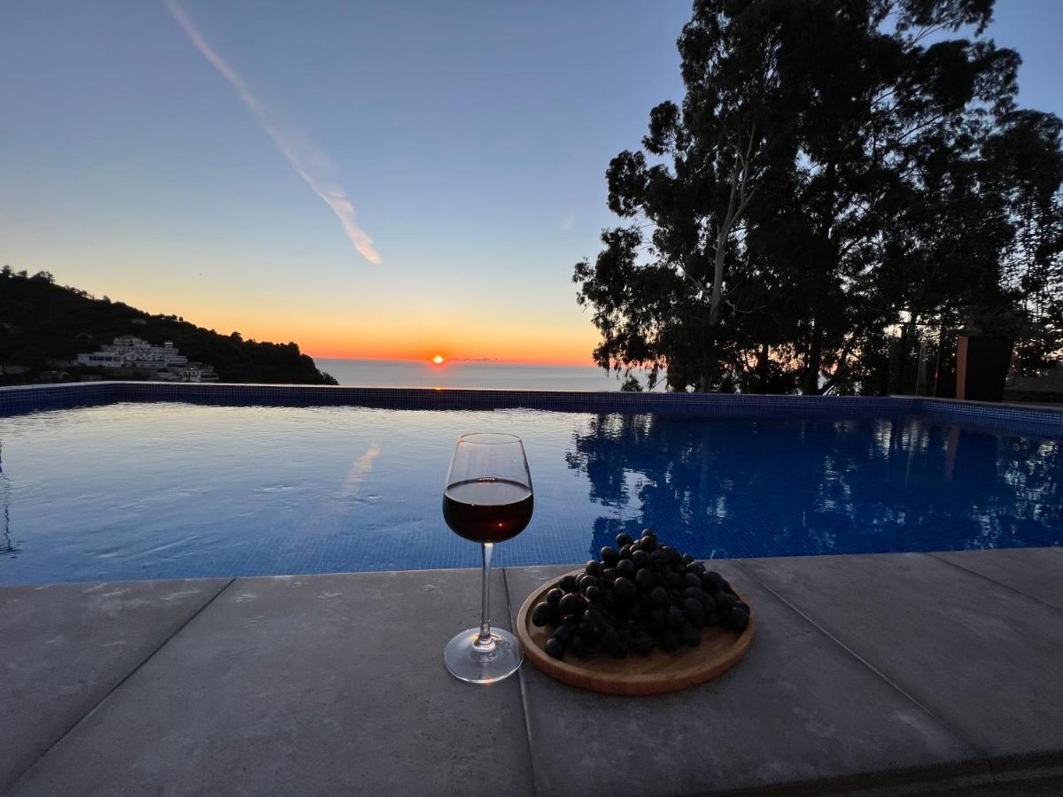 Villa Deluxe Kvariati Εξωτερικό φωτογραφία